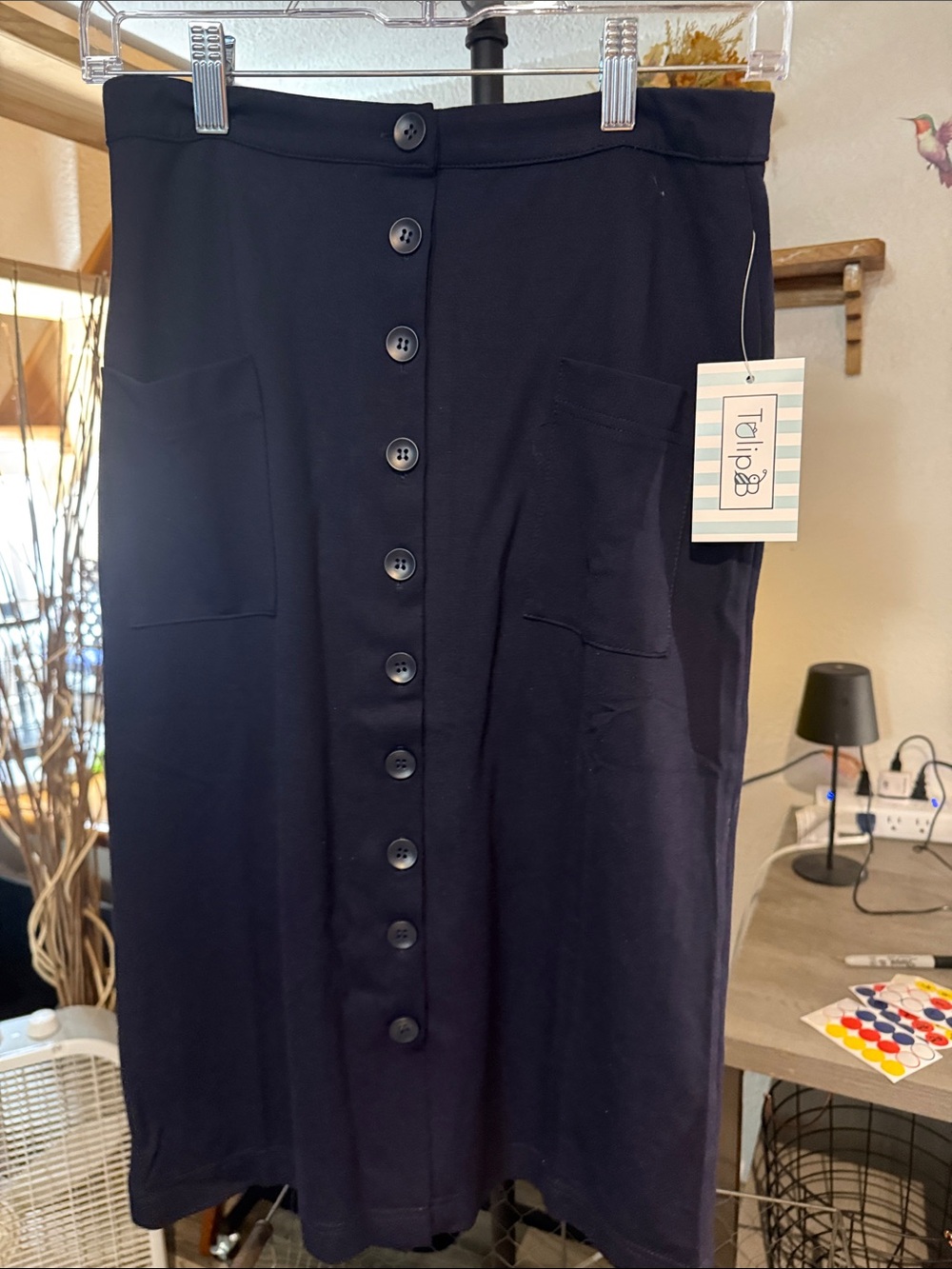 Tulip B NWT Navy Button Front Midi Skirt with Pockets Size Small